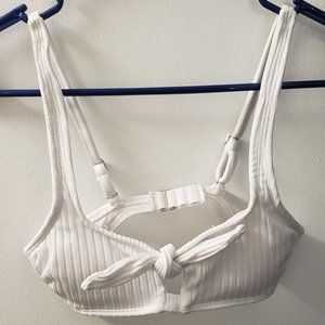 ❄XHILARATION WHITE SWIM TOP